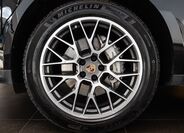 Porsche Macan 21
