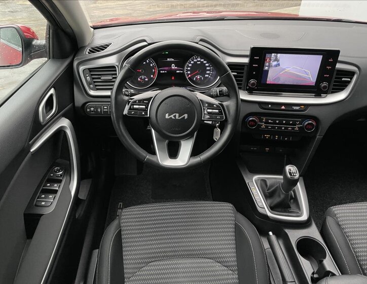 KIA Ceed Hatchback 998,0 74 kw