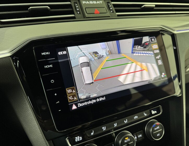 Volkswagen Passat Kombi 1,4 l 160 kw