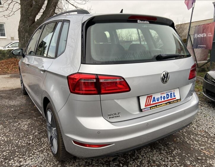 Volkswagen Golf Sportsvan MPV 1,6 l 81 kw