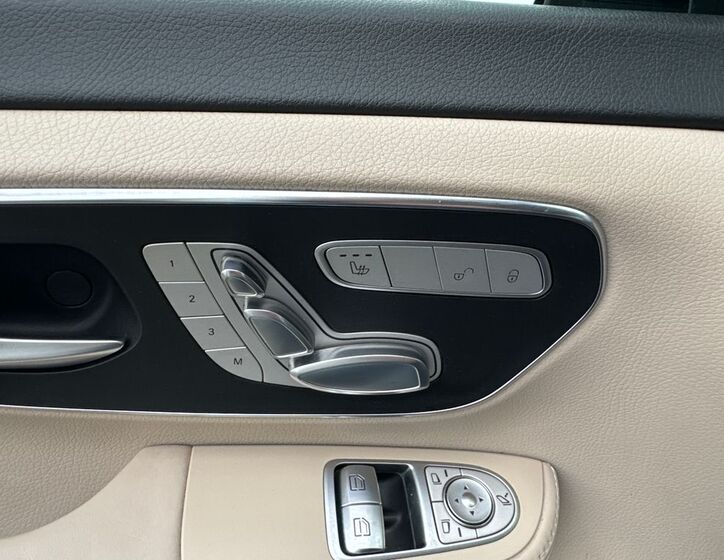 Mercedes-Benz Třídy V 14