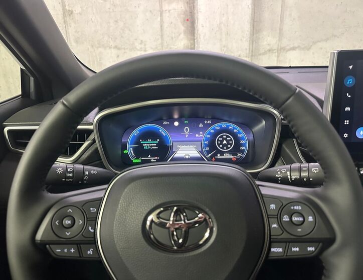 Toyota Corolla Cross 14