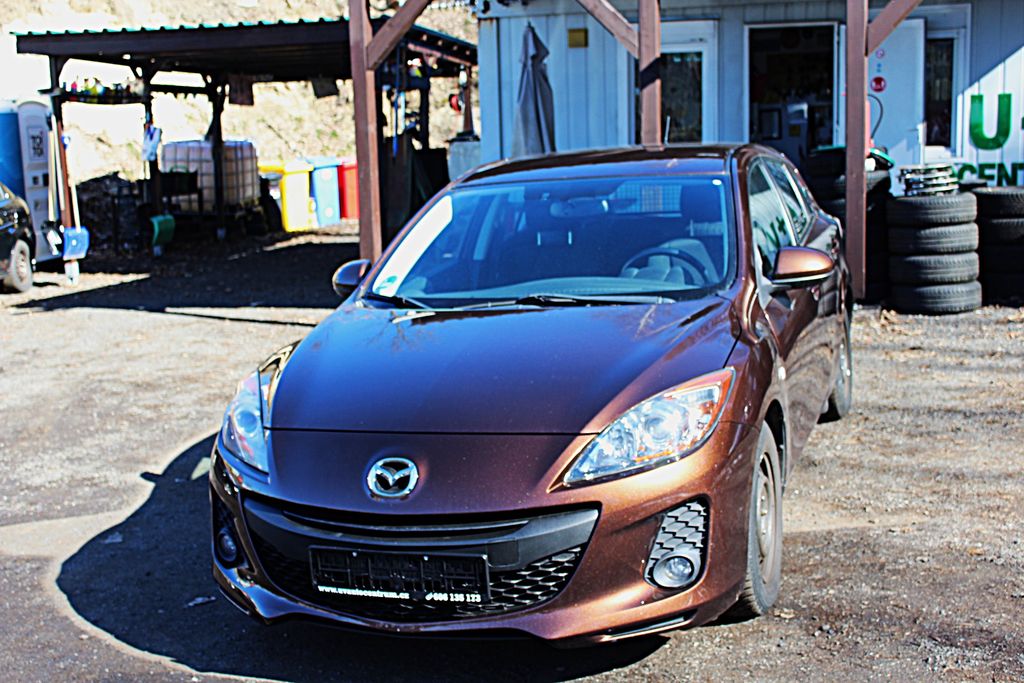Mazda 3