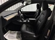 Tesla Model Y 25