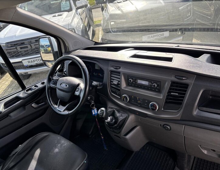 Ford Transit Custom 16