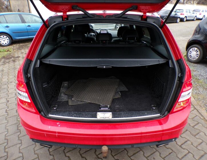 Mercedes-Benz Třídy C Kombi 3,0 l 170 kw