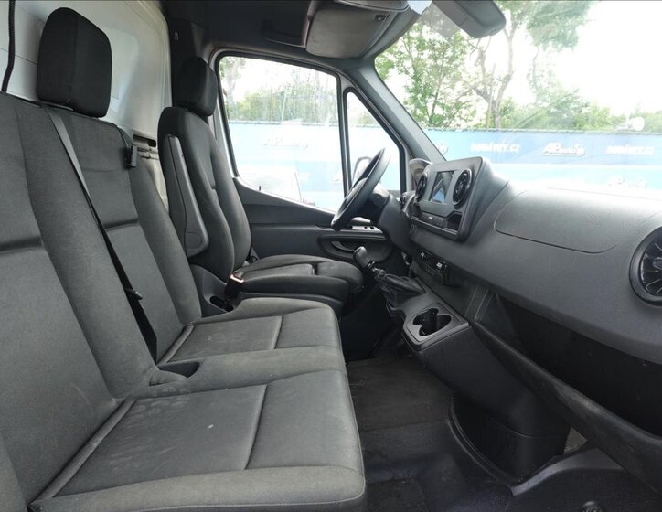 Mercedes-Benz Sprinter Valník 2,0 l 125 kw
