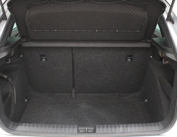 Škoda Kamiq SUV 999,0 85 kw