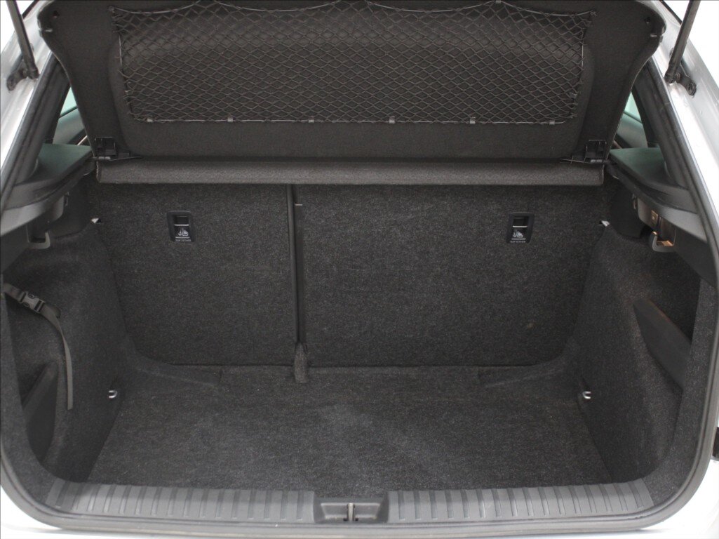 Škoda Kamiq SUV 999,0 85 kw