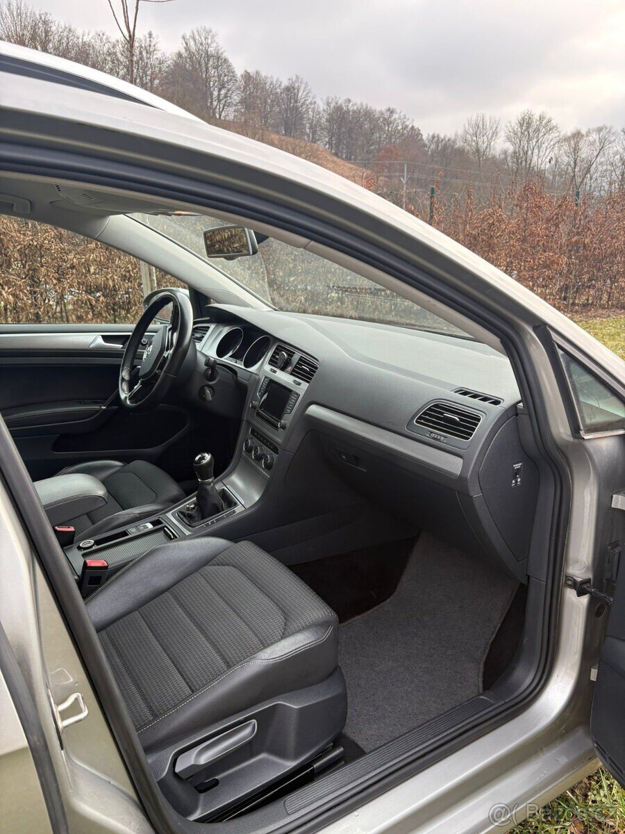 Volkswagen Golf Kombi 0,0 0