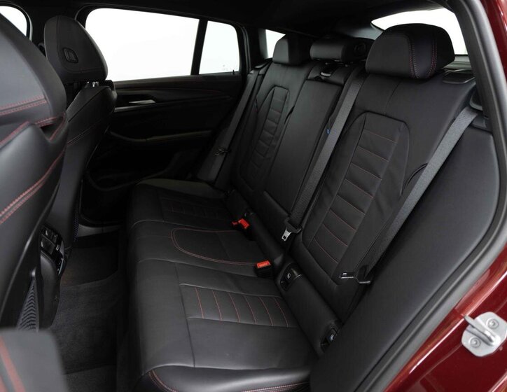 BMW X4 SUV / Terénní 3,0 l 210 kw