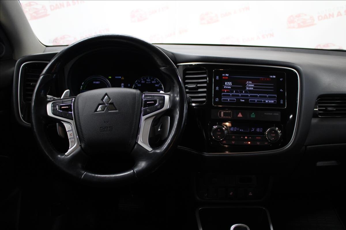 Mitsubishi Outlander SUV / Terénní 2,0 l 89 kw