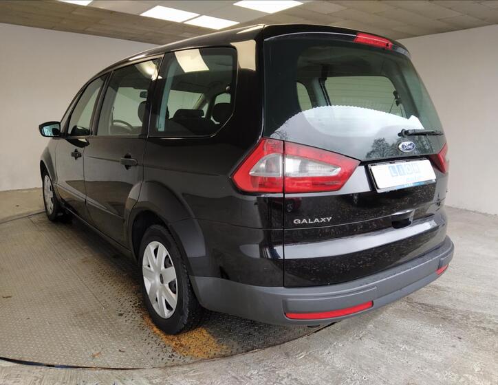 Ford Galaxy 5
