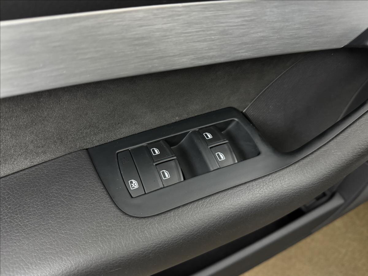 Audi A6 Sedan 2,7 l 140 kw