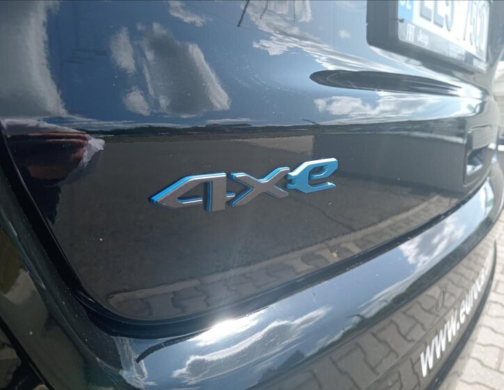 Jeep Compass SUV 1,3 l 132 kw