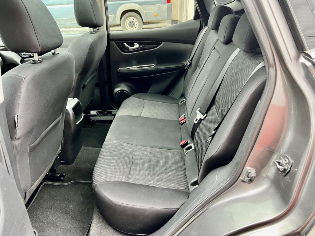 Nissan Qashqai SUV / Terénní 1,6 l 96 kw