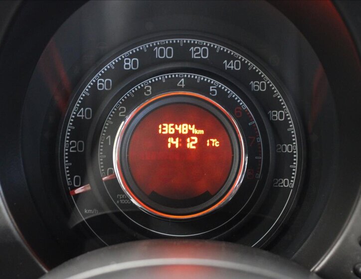 Fiat 500 Hatchback 899,0 63 kw