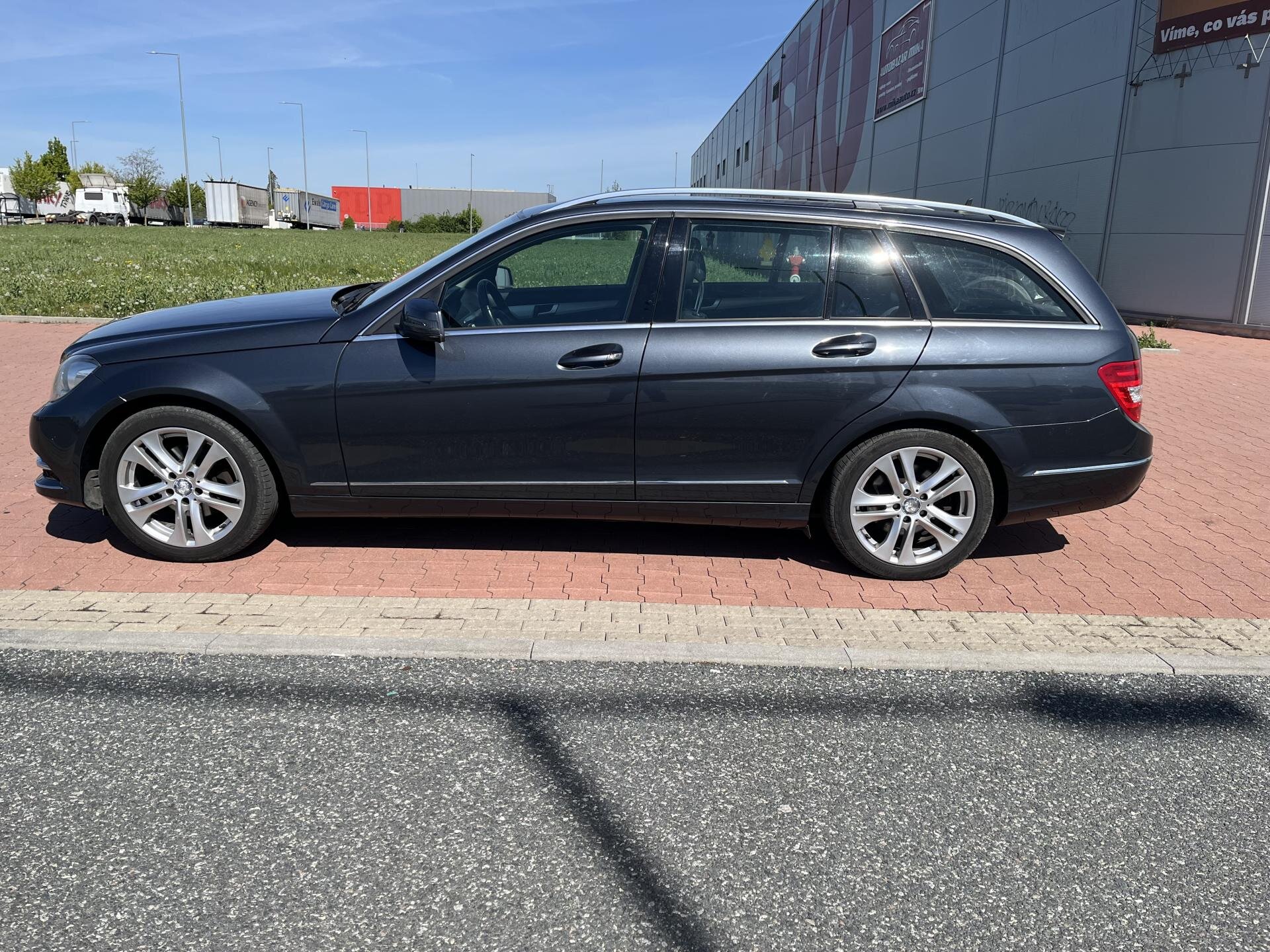 Mercedes-Benz Třídy C Kombi 1,8 l 135 kw