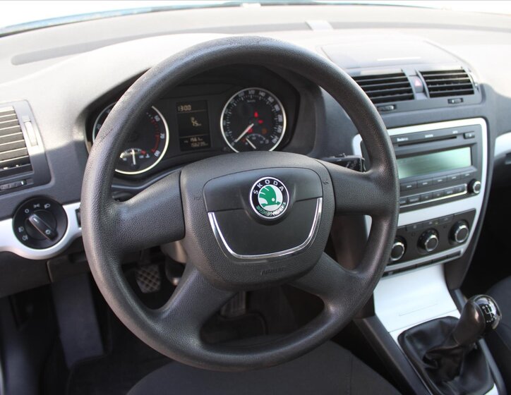 Škoda Octavia 13