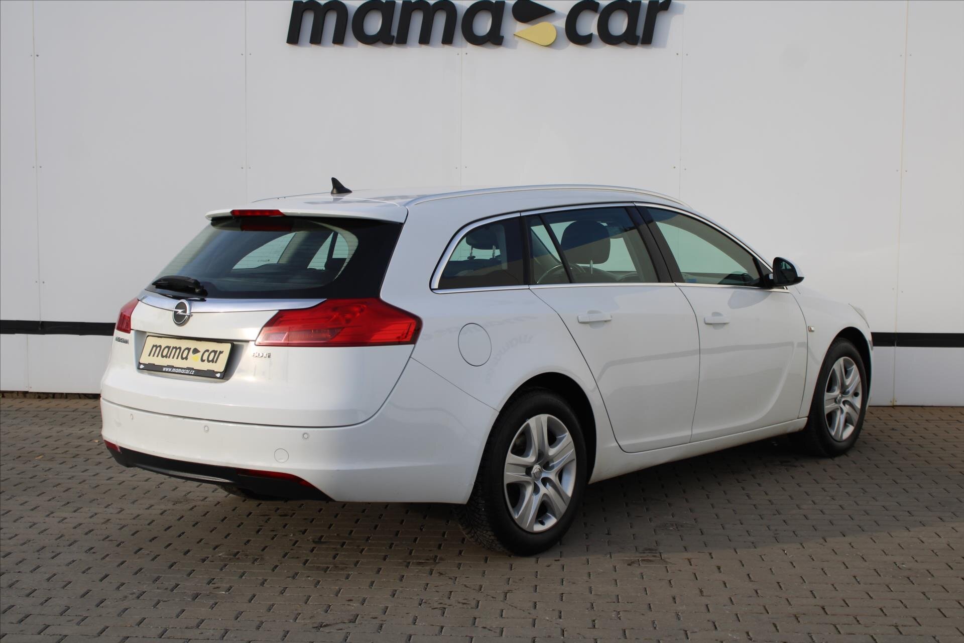 Opel Insignia Kombi 2,0 l 96 kw