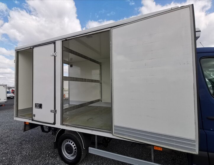 Volkswagen Crafter 18