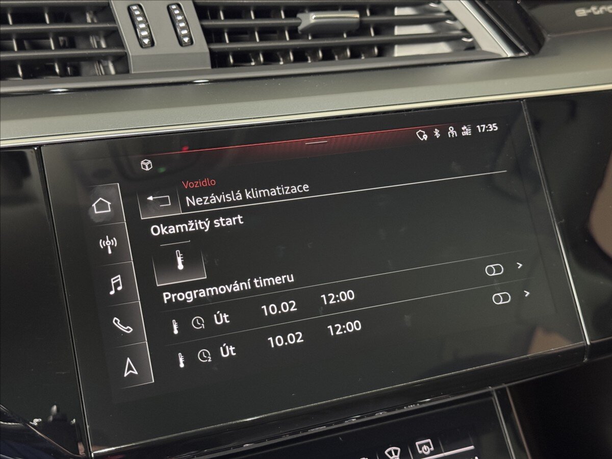 Audi e-tron SUV / Terénní 0,0 300 kw