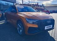 Audi Q8 3