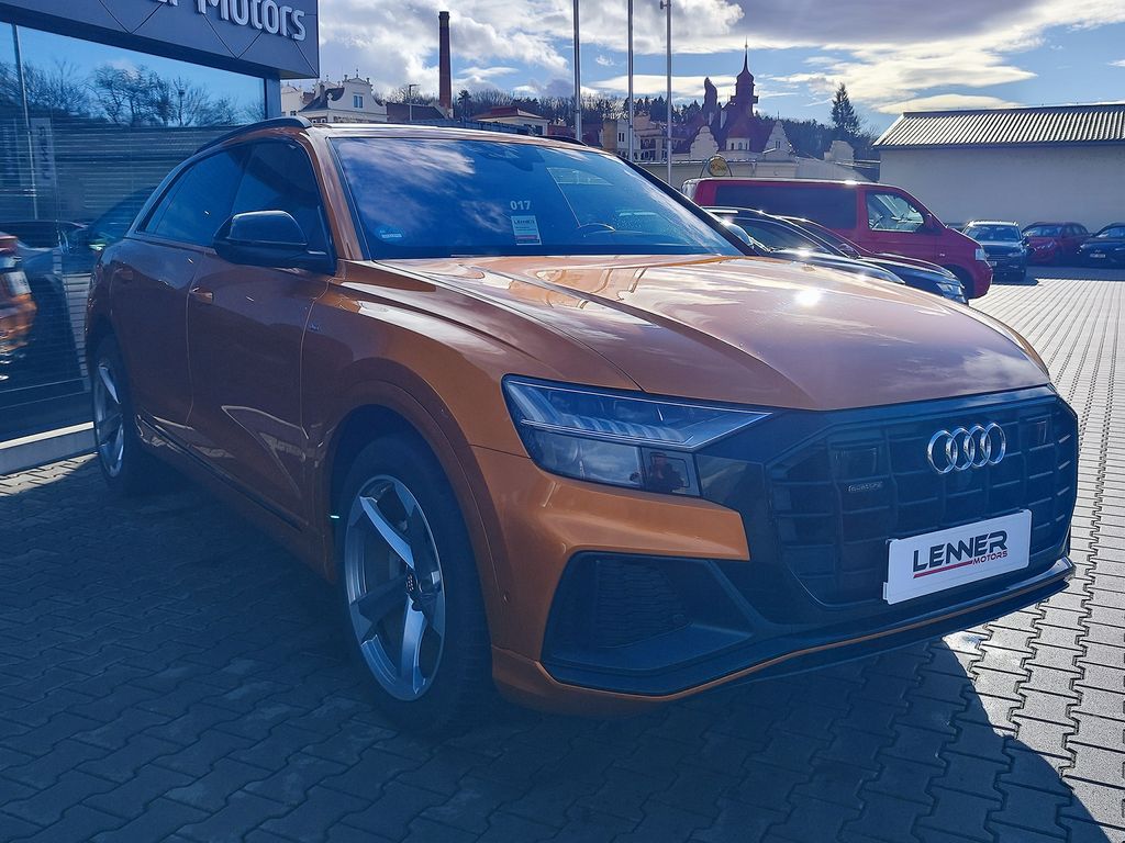 Audi Q8