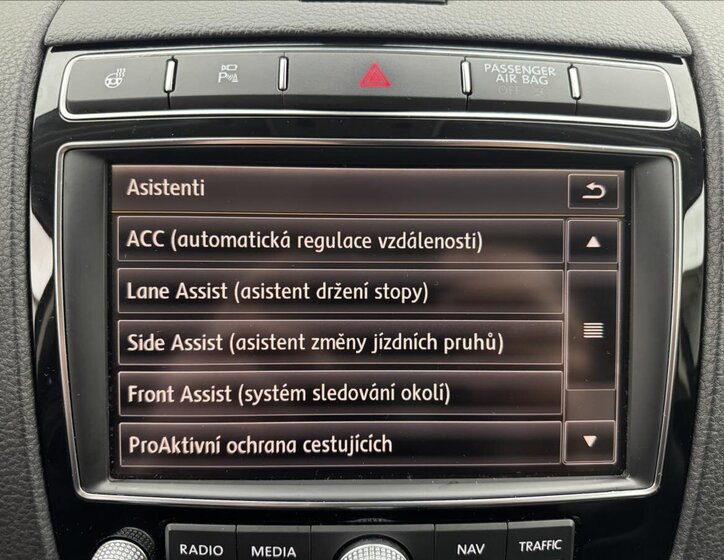 Volkswagen Touareg SUV / Terénní 3,0 l 193 kw