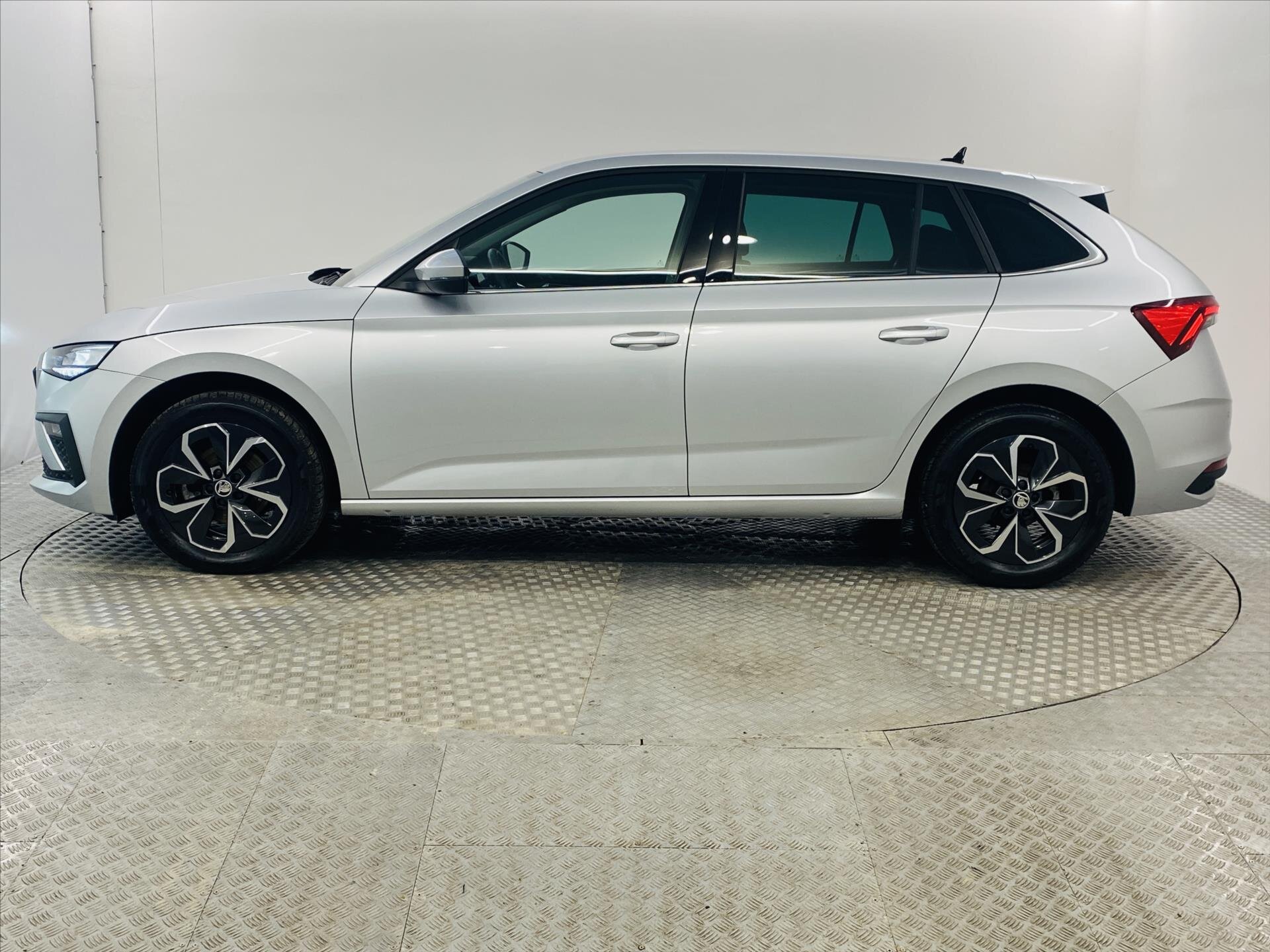 Škoda Scala Hatchback 1,5 l 110 kw