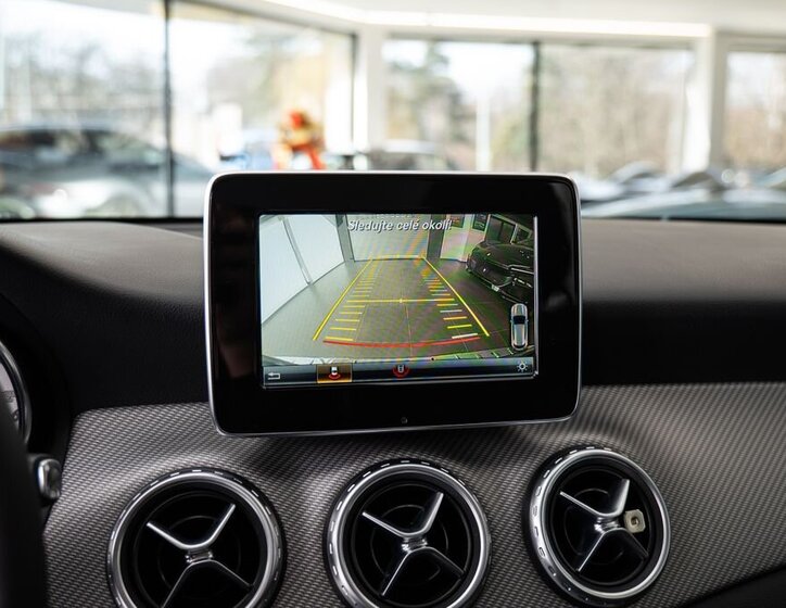 Mercedes-Benz GLA SUV / Terénní 2,1 l 130 kw