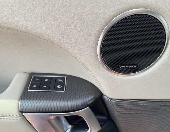 Land Rover Range Rover Sport SUV / Terénní 3,0 l 190 kw