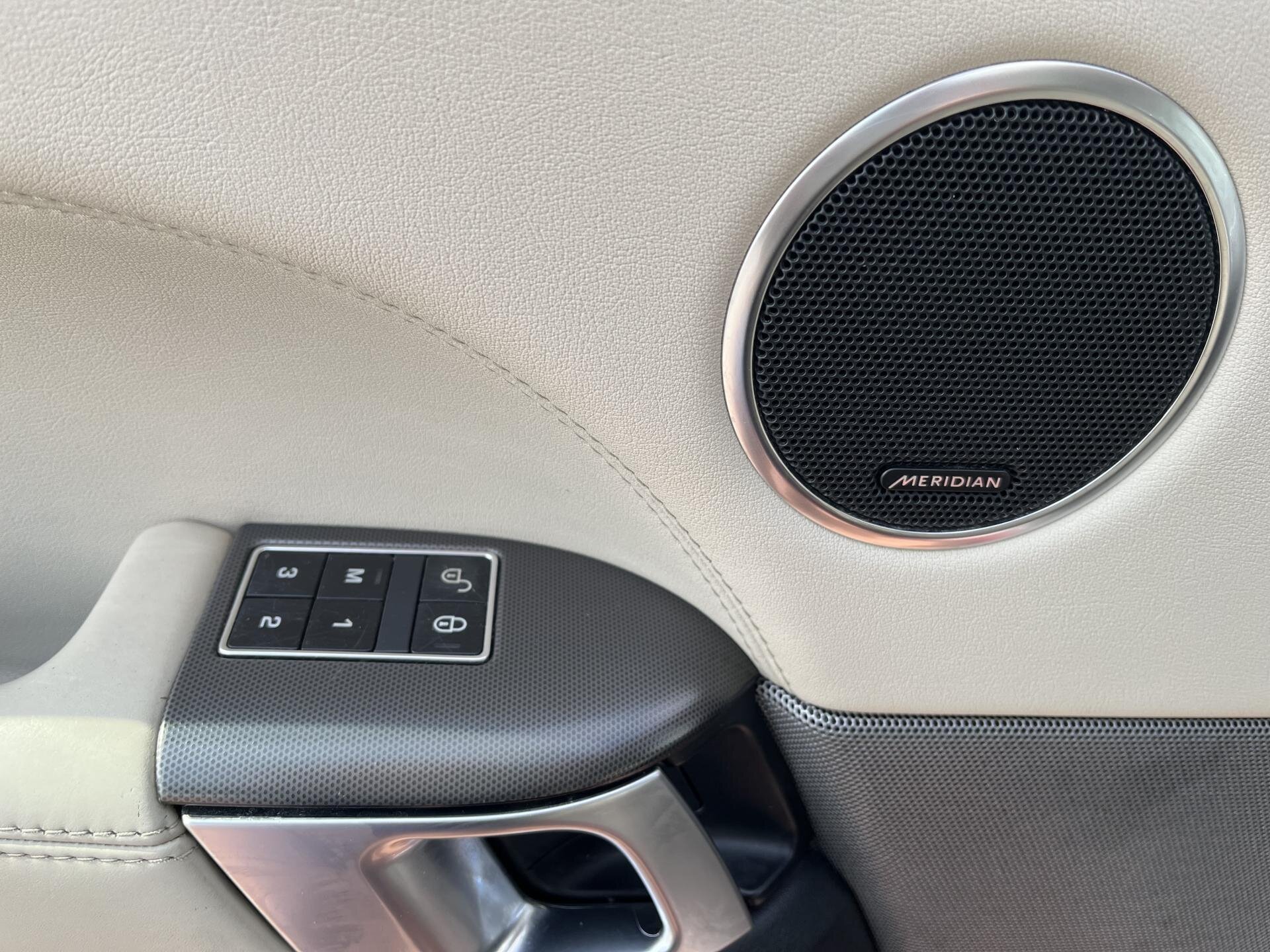 Land Rover Range Rover Sport SUV / Terénní 3,0 l 190 kw