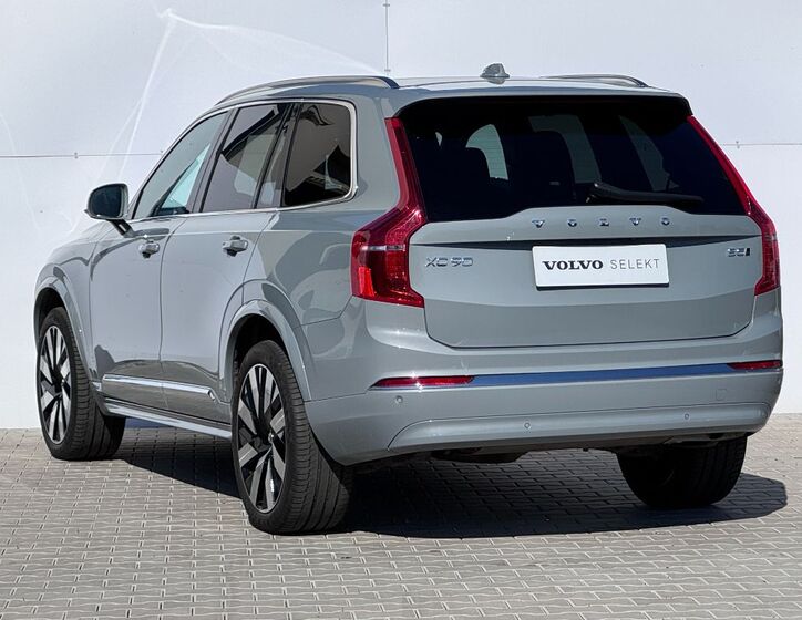Volvo XC90 6