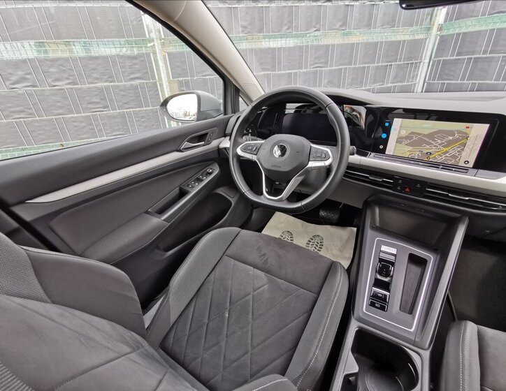 Volkswagen Golf Kombi 2,0 l 110 kw