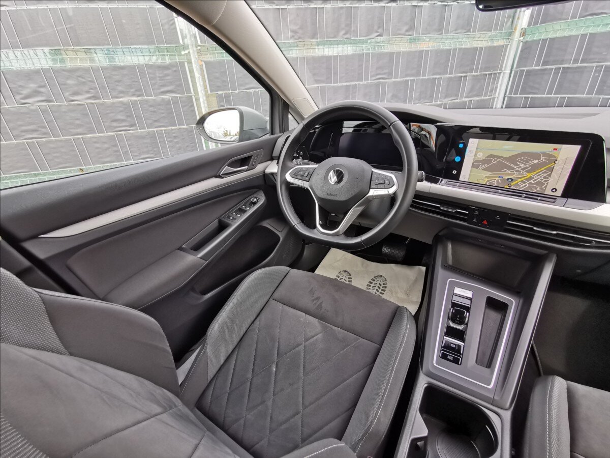 Volkswagen Golf Kombi 2,0 l 110 kw