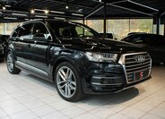 Audi Q7 1