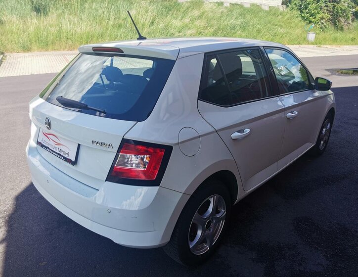 Škoda Fabia Hatchback 999,0 44 kw