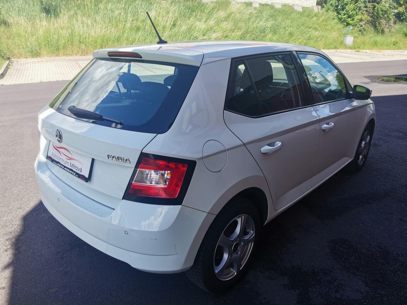 Škoda Fabia Hatchback 999,0 44 kw