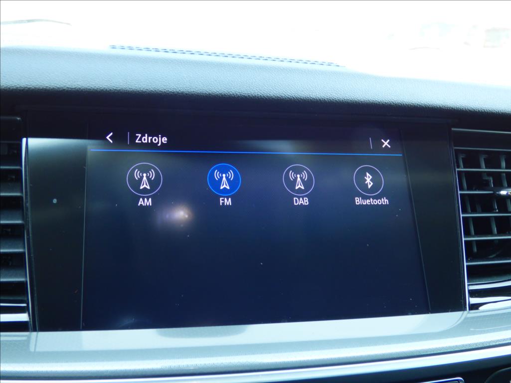 Opel Insignia Hatchback 2,0 l 125 kw