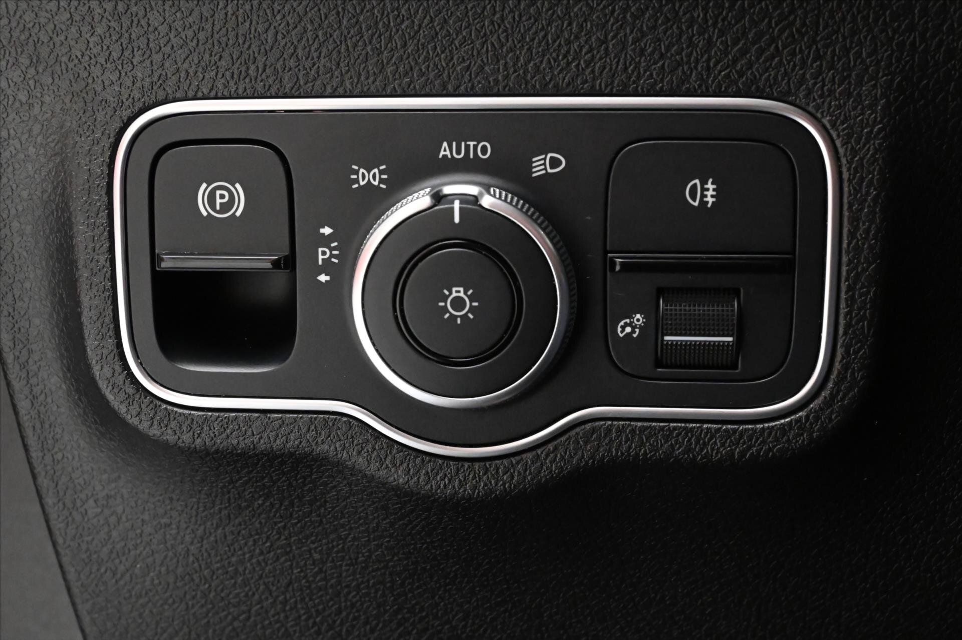 Mercedes-Benz GLB SUV 2,0 l 140 kw