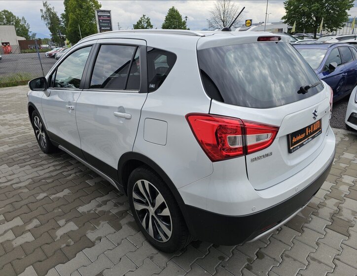 Suzuki SX4 S-Cross Hatchback 1,4 l 103 kw