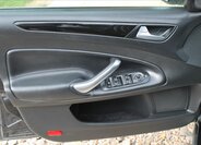 Ford Mondeo Kombi 2,0 l 103 kw