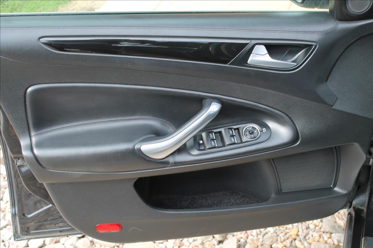 Ford Mondeo Kombi 2,0 l 103 kw