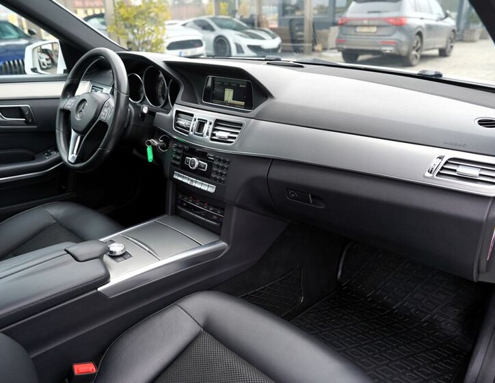 Mercedes-Benz Třídy E Sedan 2,1 l 125 kw