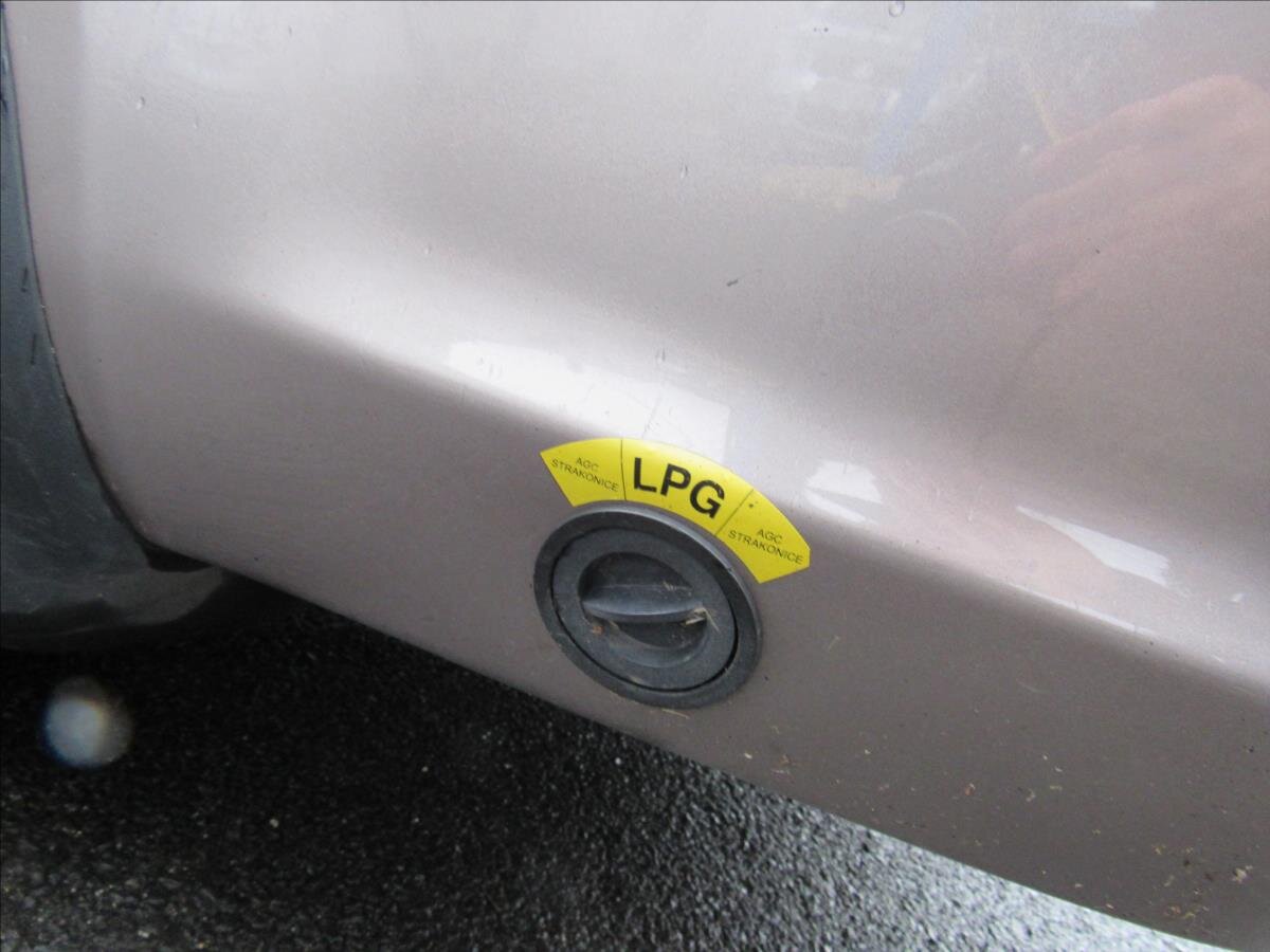 KIA Ceed Kombi 1,4 l 80 kw