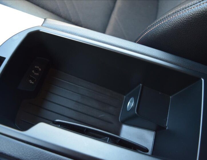 BMW X4 Sedan 2,0 l 140 kw