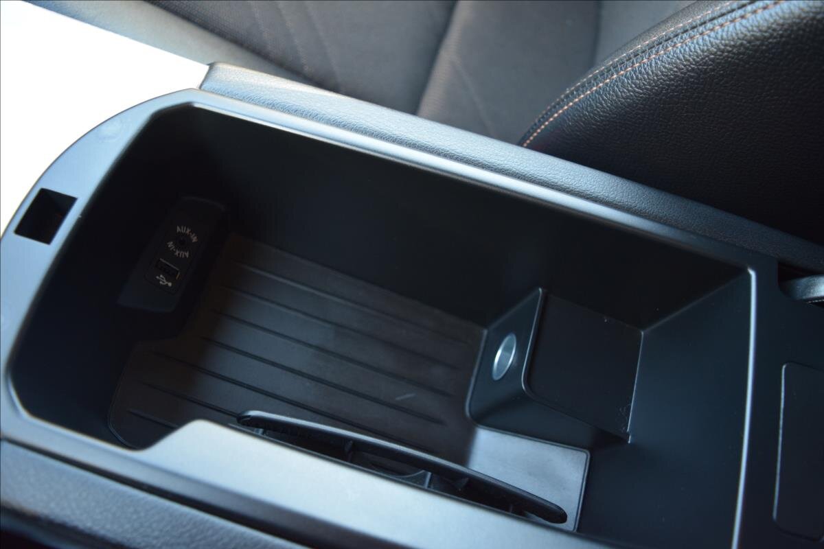 BMW X4 Sedan 2,0 l 140 kw