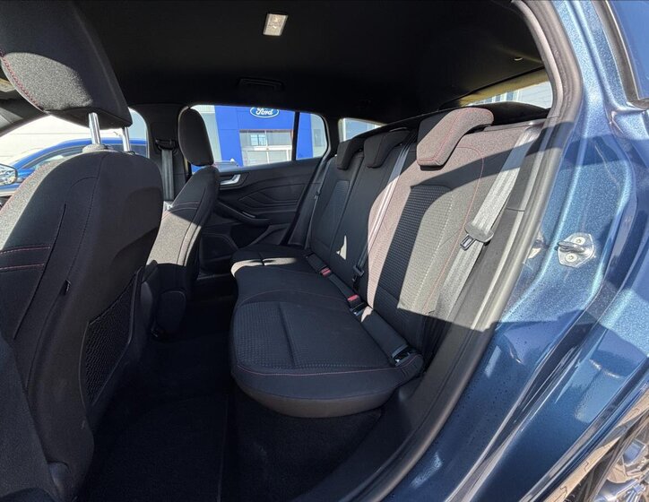 Ford Focus Kombi 998,0 92 kw