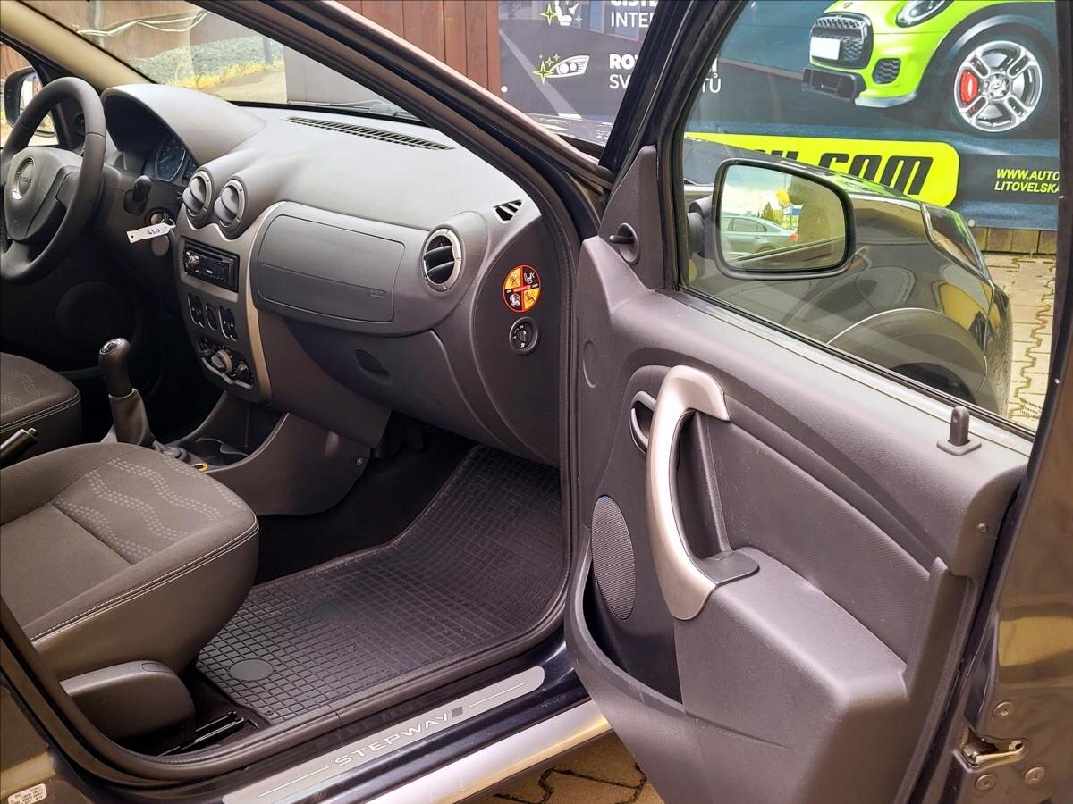 Dacia Sandero Hatchback 1,6 l 62 kw